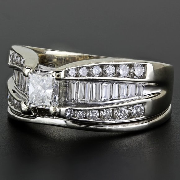 Jewelry - 14k Yellow Gold Princess  Round and Baguette Diamond Cocktail / Anniversary Ring